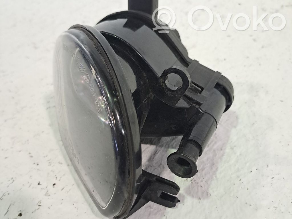 Etusumuvalo   8P0941699A