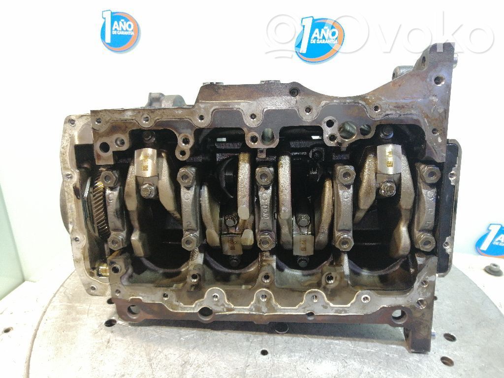 Audi A4 S4 B6 8E 8H Blok silnika 