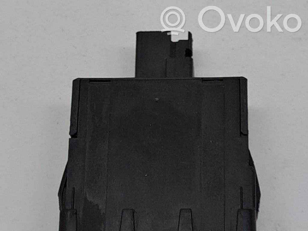 Light switch   98016627XT,9801662777