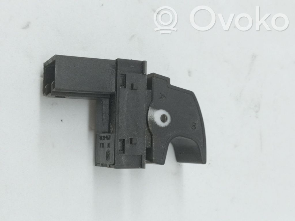 Interruptor del elevalunas eléctrico   7L6959855B