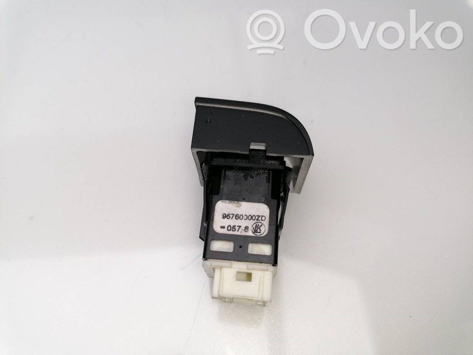 Citroen C-Elysée Otros interruptores/perillas/selectores 