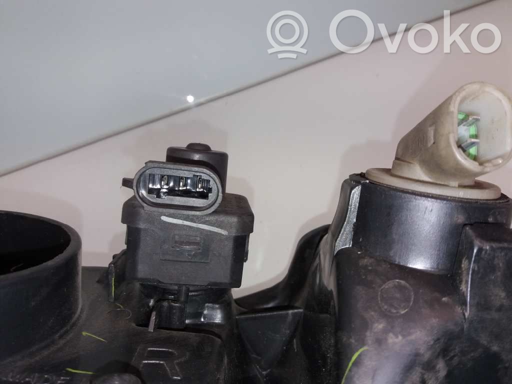 Scheinwerfer   085511132R