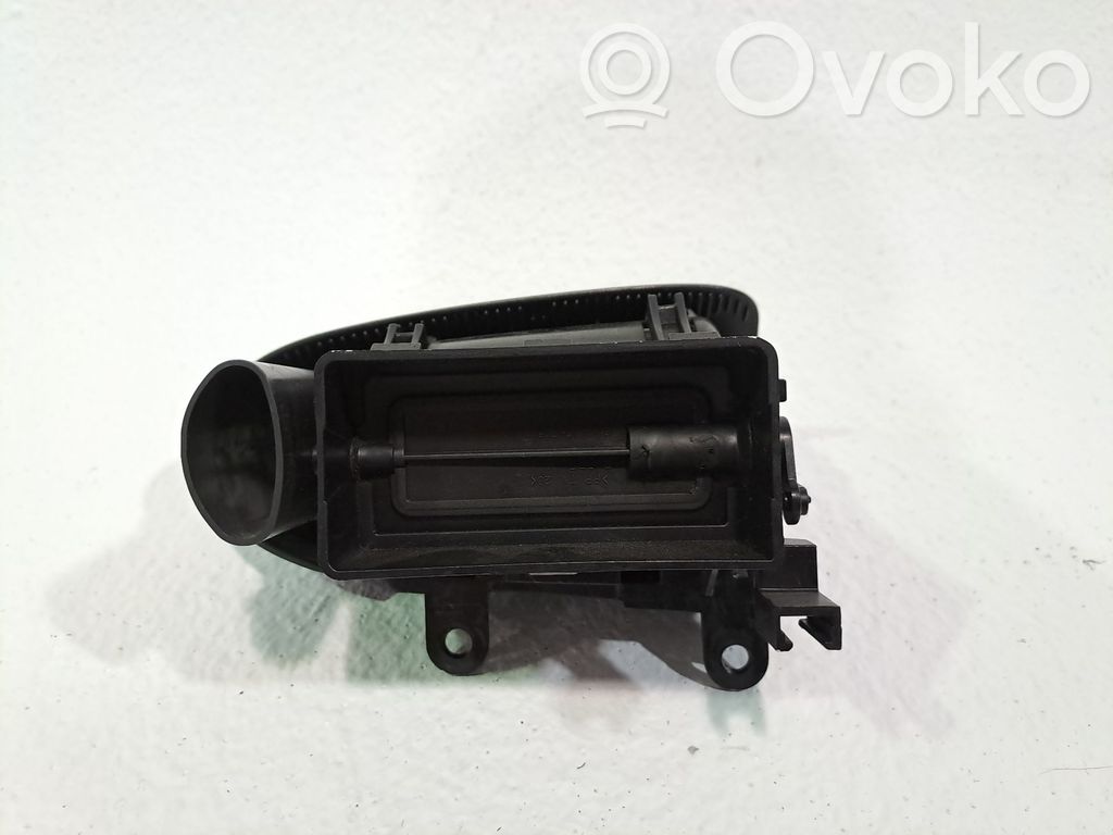 Mercedes-Benz C W203 Copertura griglia di ventilazione cruscotto