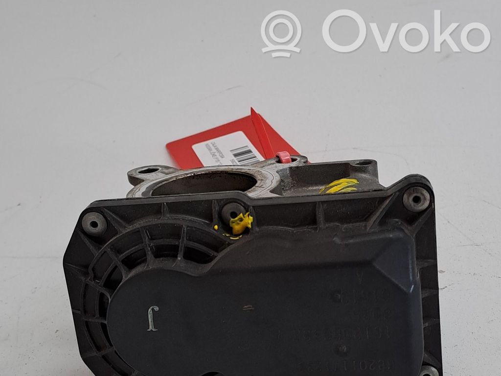 Nissan Juke I F15 Boîtier papillon