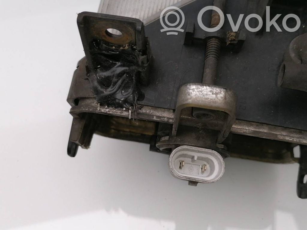 Chevrolet Omega B Etusumuvalo 