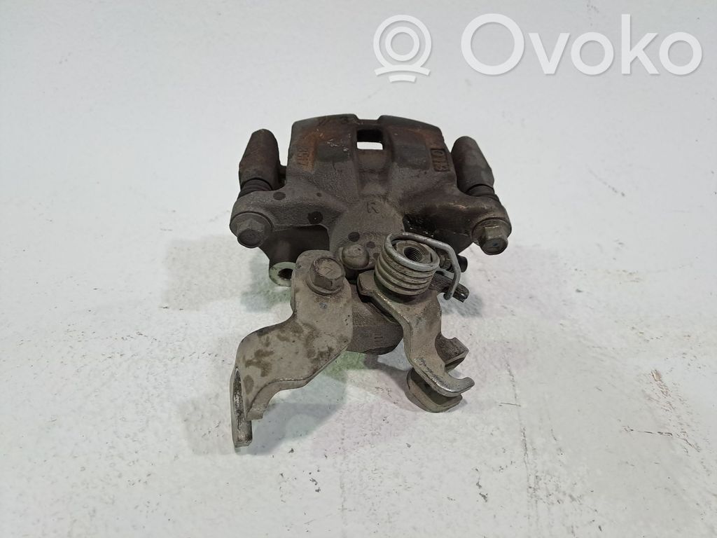 Caliper del freno trasero   GJZA2699ZC