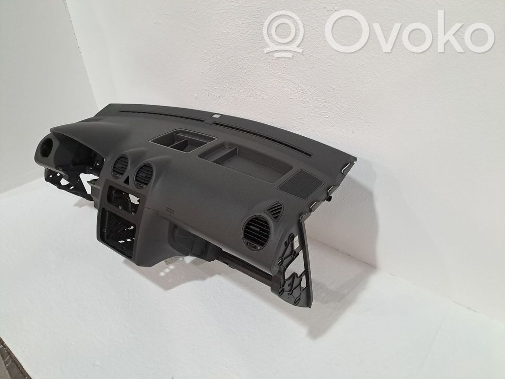 Dashboard   2K5857003AM71N,2K1857003EF,1T0880204D