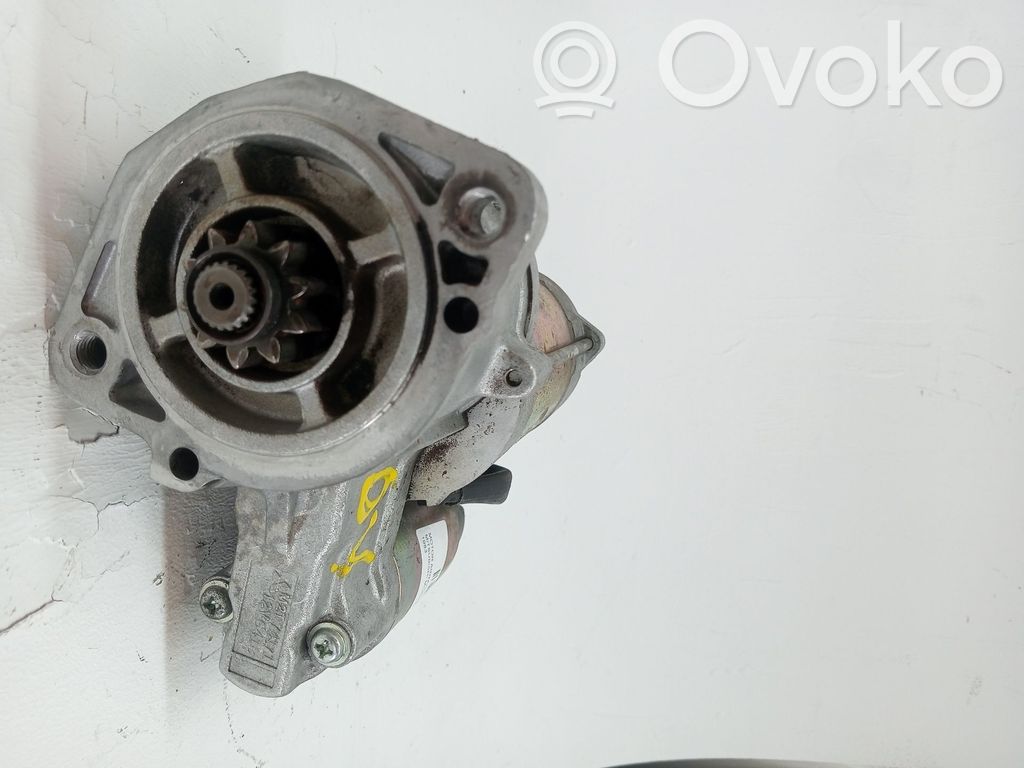 Motor de arranque   MD061154