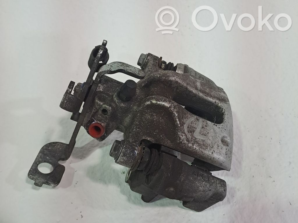 Toyota Auris 150 Pinza del freno posteriore