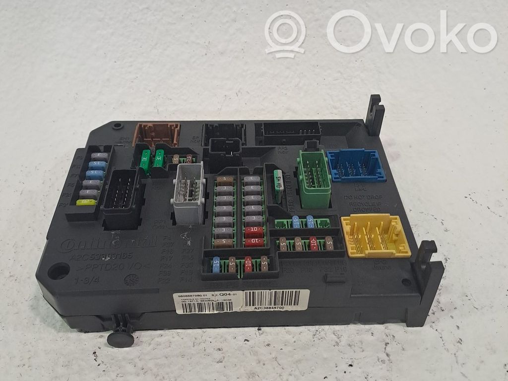 Citroen C4 Cactus Módulo de fusible 