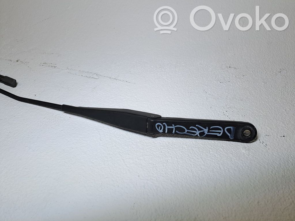Front wiper blade arm   1731536,4M5117526CE