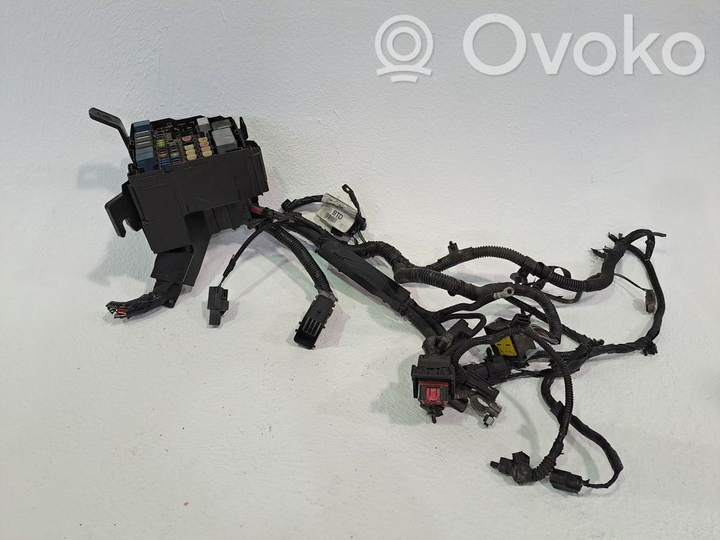 Ford Transit Courier Drošinātāju bloks 