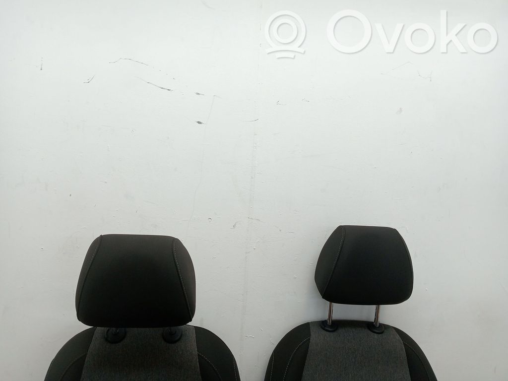 KIA Stonic Turvatyynysarja paneelilla 