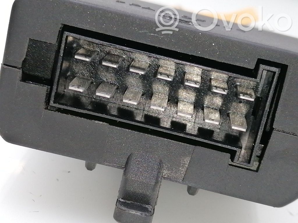 Mercedes-Benz Vaneo W414 Modul de control caroserie central 