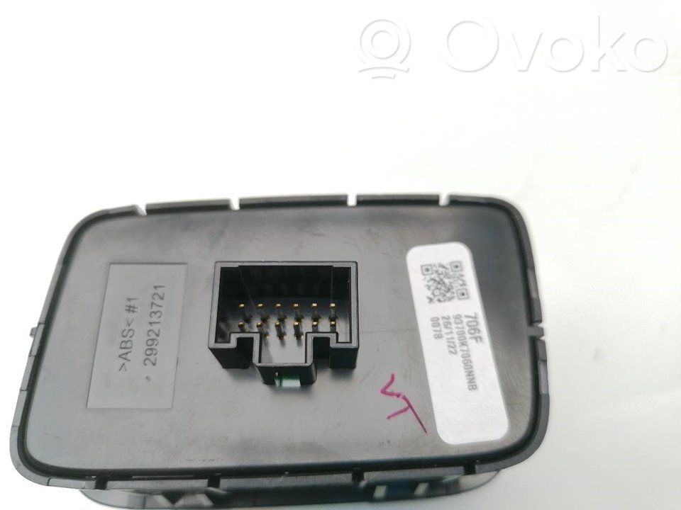 Boutons / interrupteurs volant   93700K7060NNB