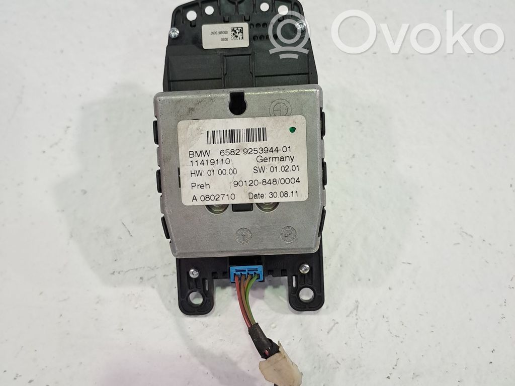 BMW X3 F25 Butoane/comutatoare pe volan 