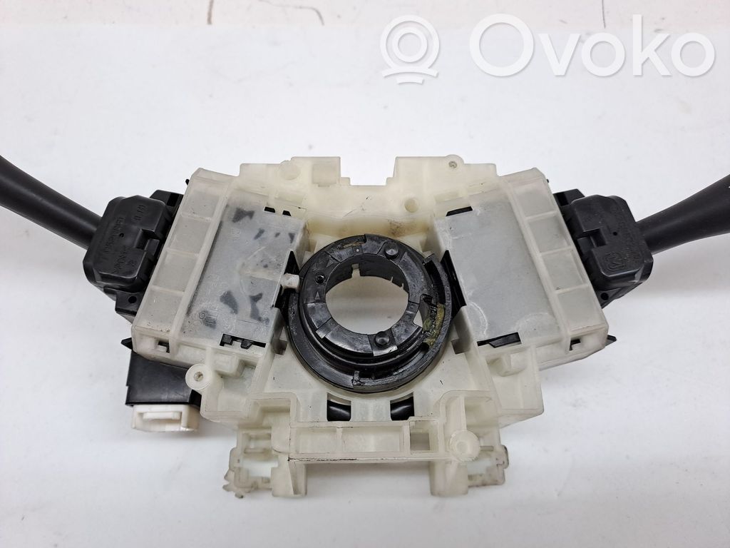 Mitsubishi Montero Pulsanti/interruttori sul volante 