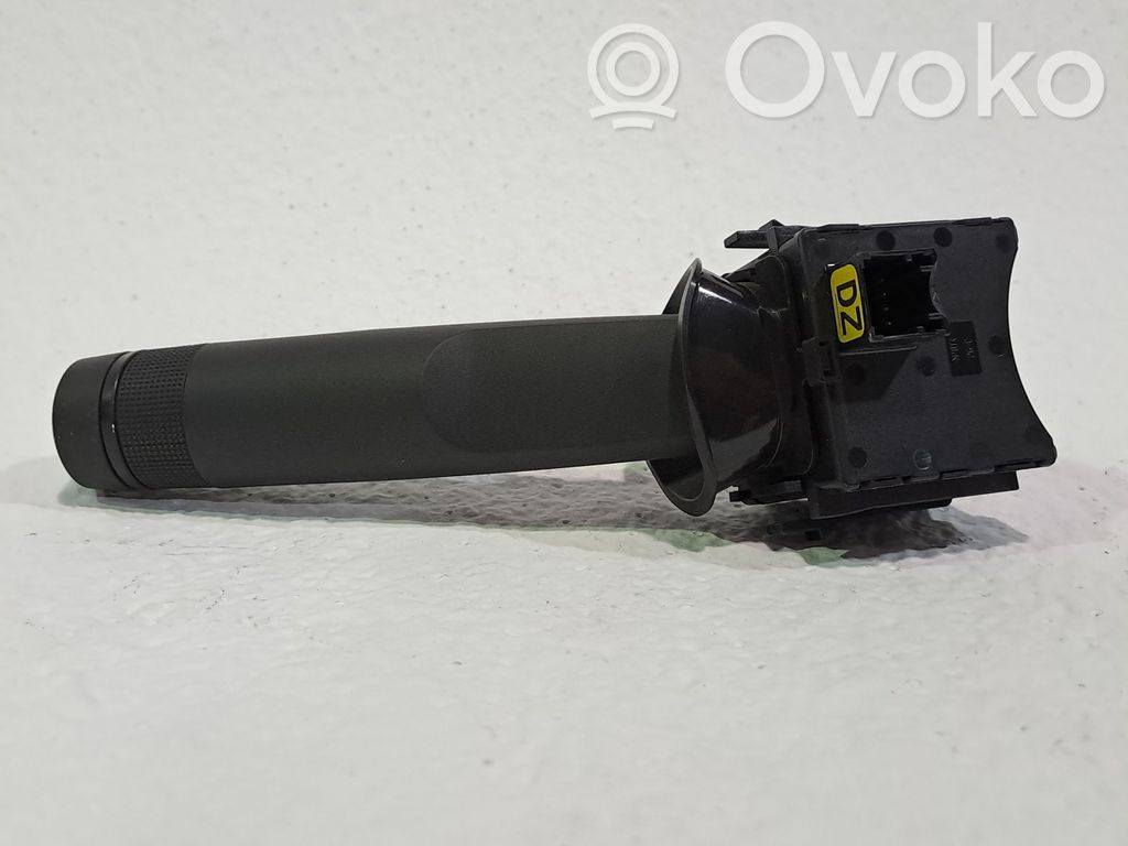 Opel Astra J Pulsanti/interruttori sul volante
