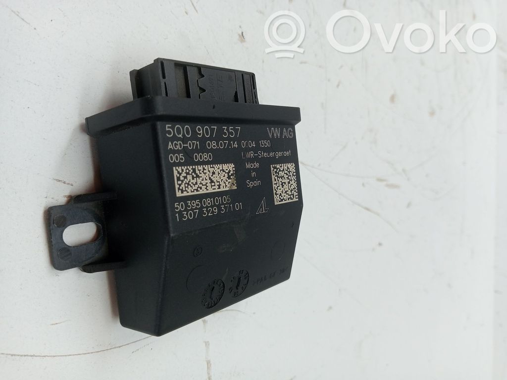 Unidad de control/módulo de carrocería central   5Q0907357
