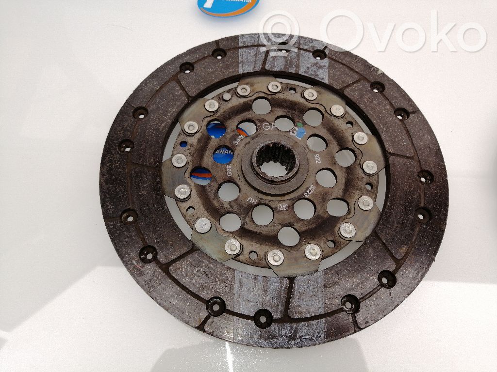Chevrolet Meriva Kit d'embrayage 