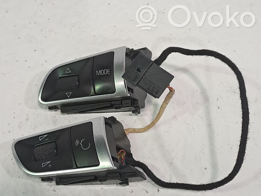 Audi A4 S4 B8 8K Boutons / interrupteurs volant 