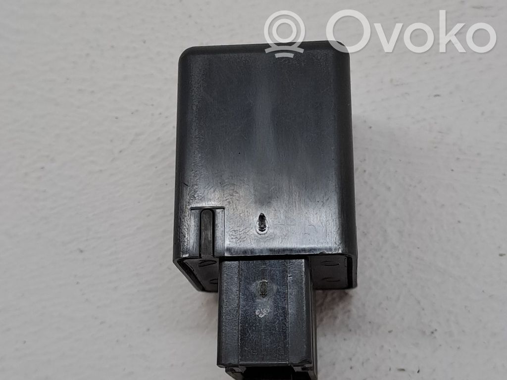 Nissan Micra Modul de control caroserie central 