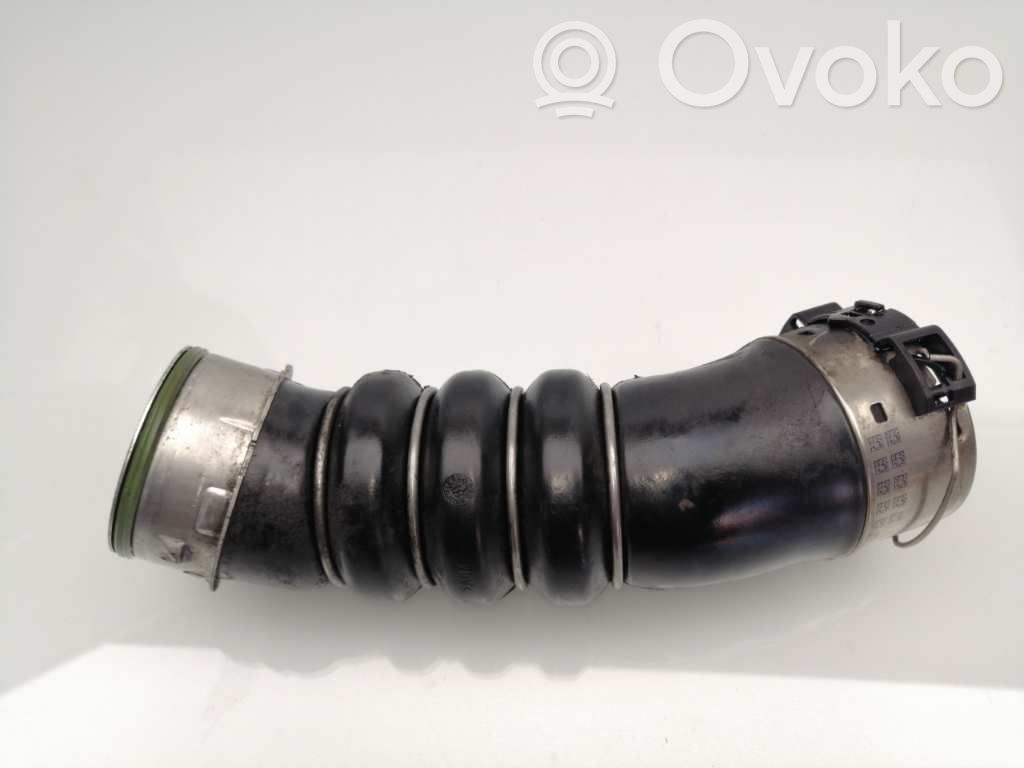 BMW 1 E81 E87 Air intake hose/pipe 