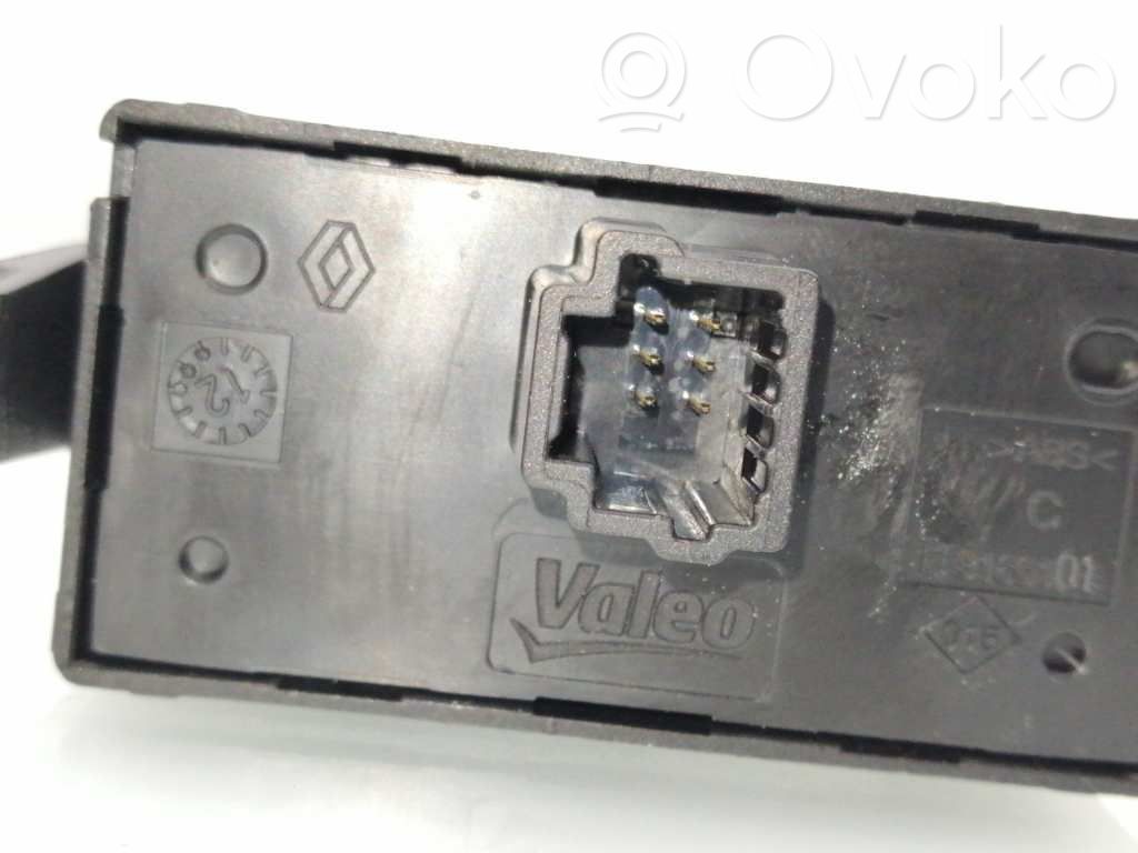 Botón interruptor de luz de peligro   252100502R,252100502RA