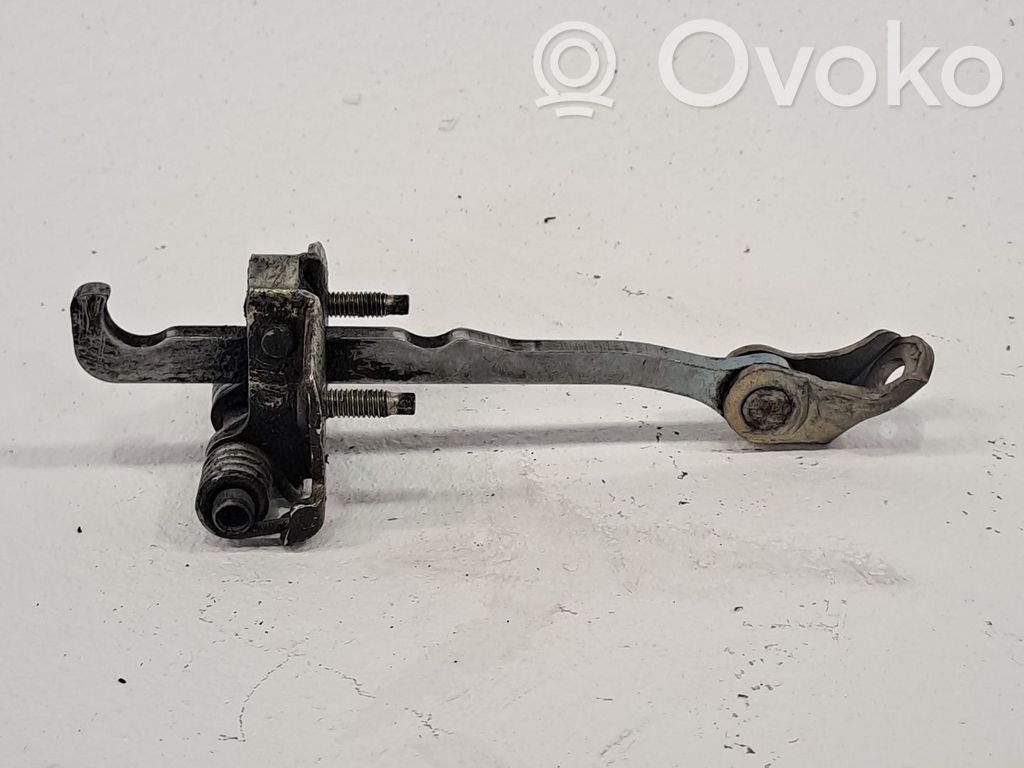 Opel Vivaro Etuoven pidätin 