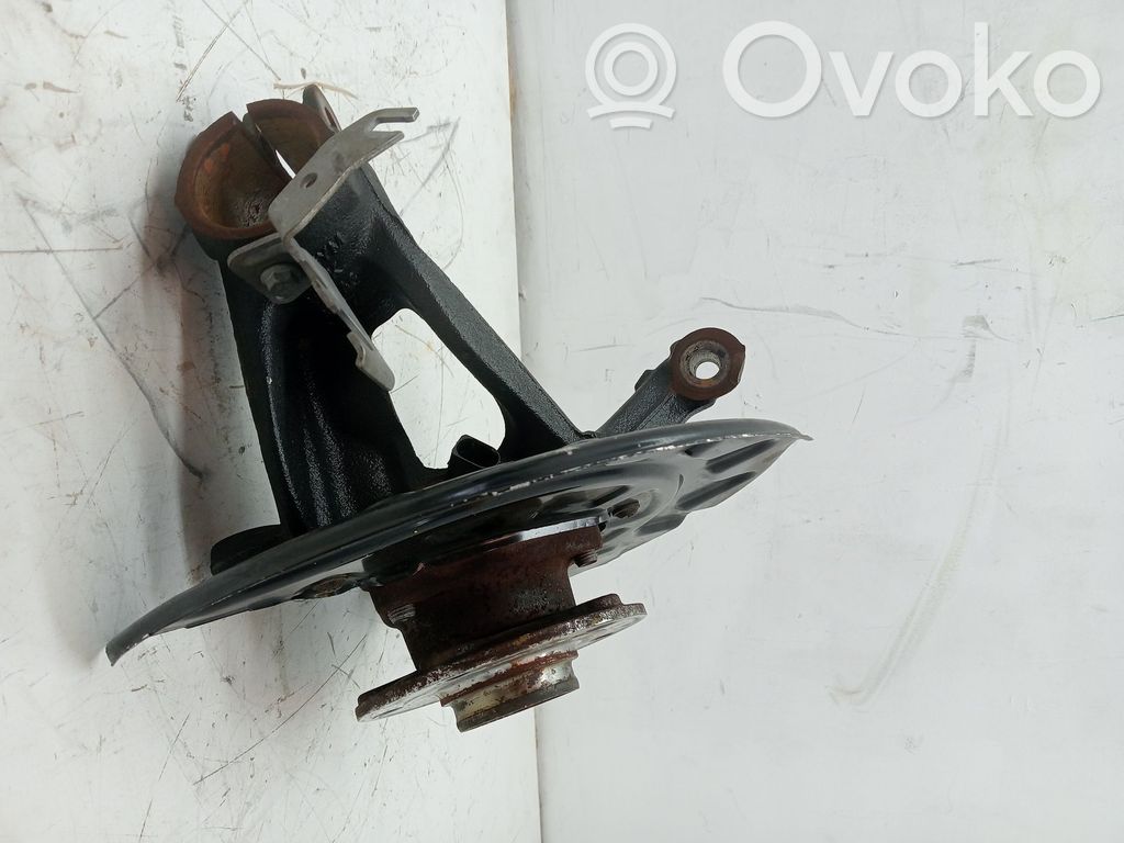 Volkswagen Golf VIII Fuso a snodo con mozzo ruota anteriore