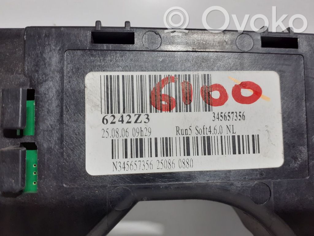 Citroen C4 I Boutons / interrupteurs volant 