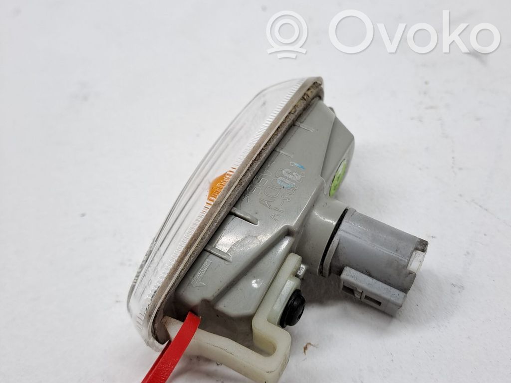 KIA Stonic Feu clignotant répétiteur d'aile avant 
