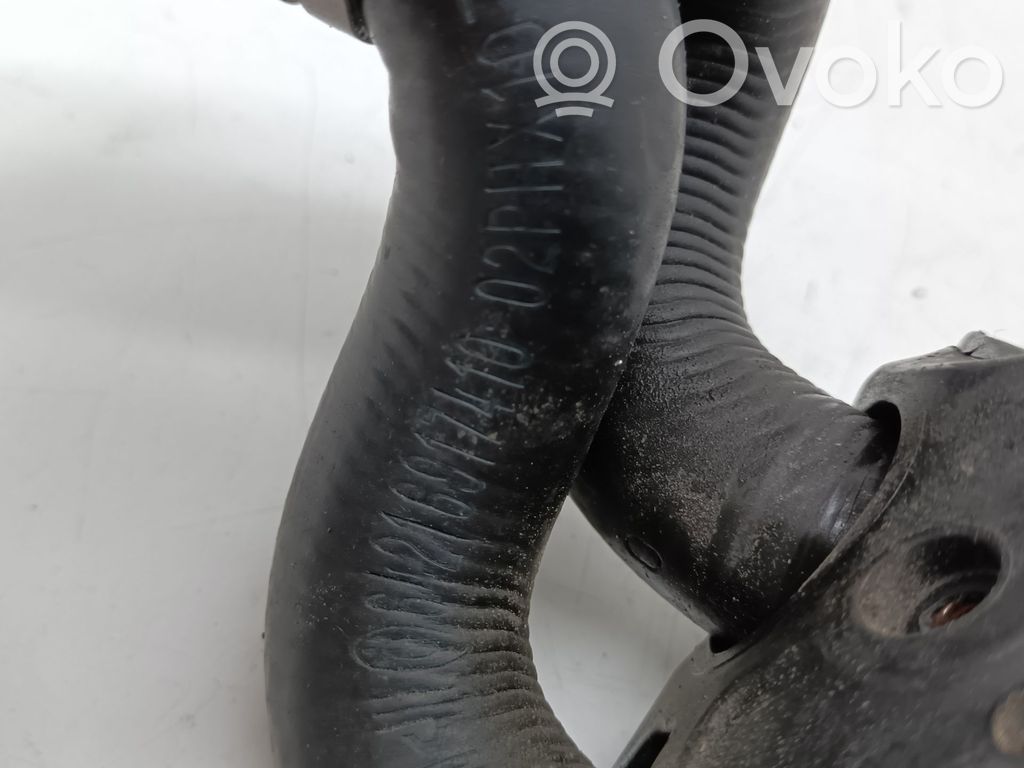 Air intake hose/pipe   64216910757