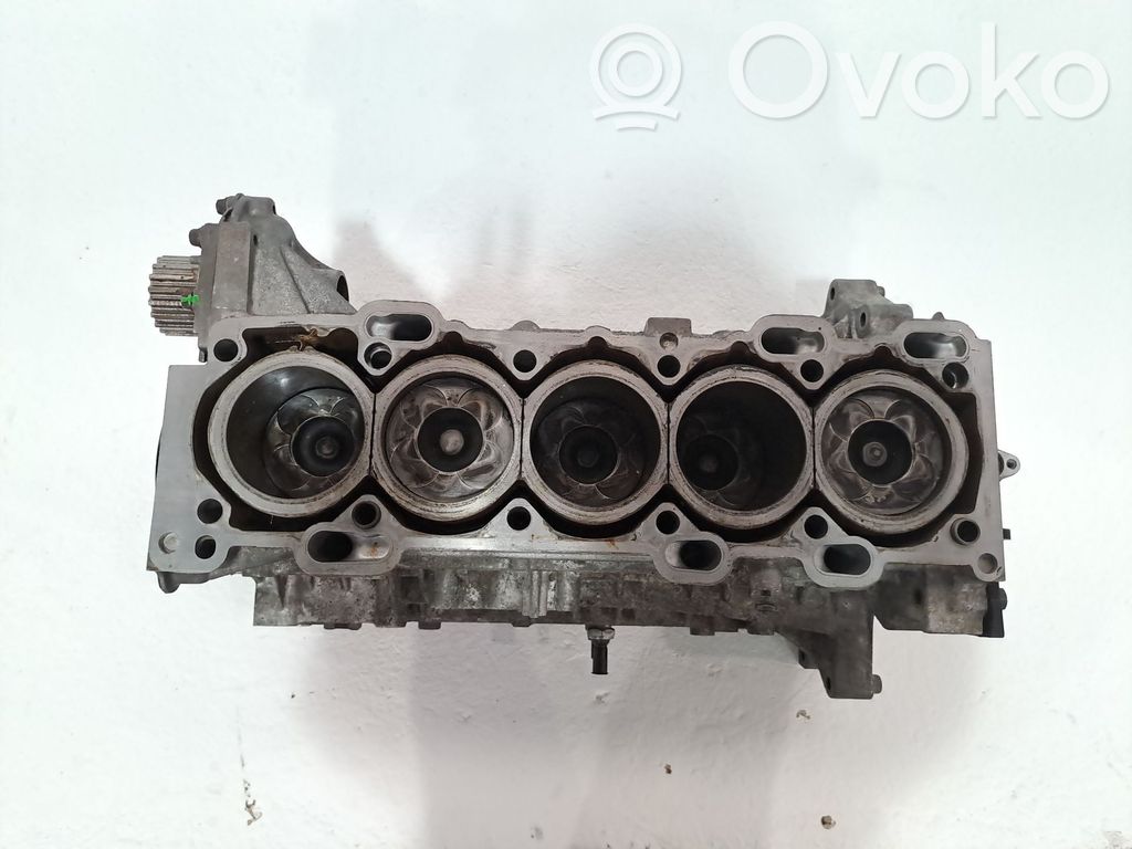 Volvo S60 Engine block 