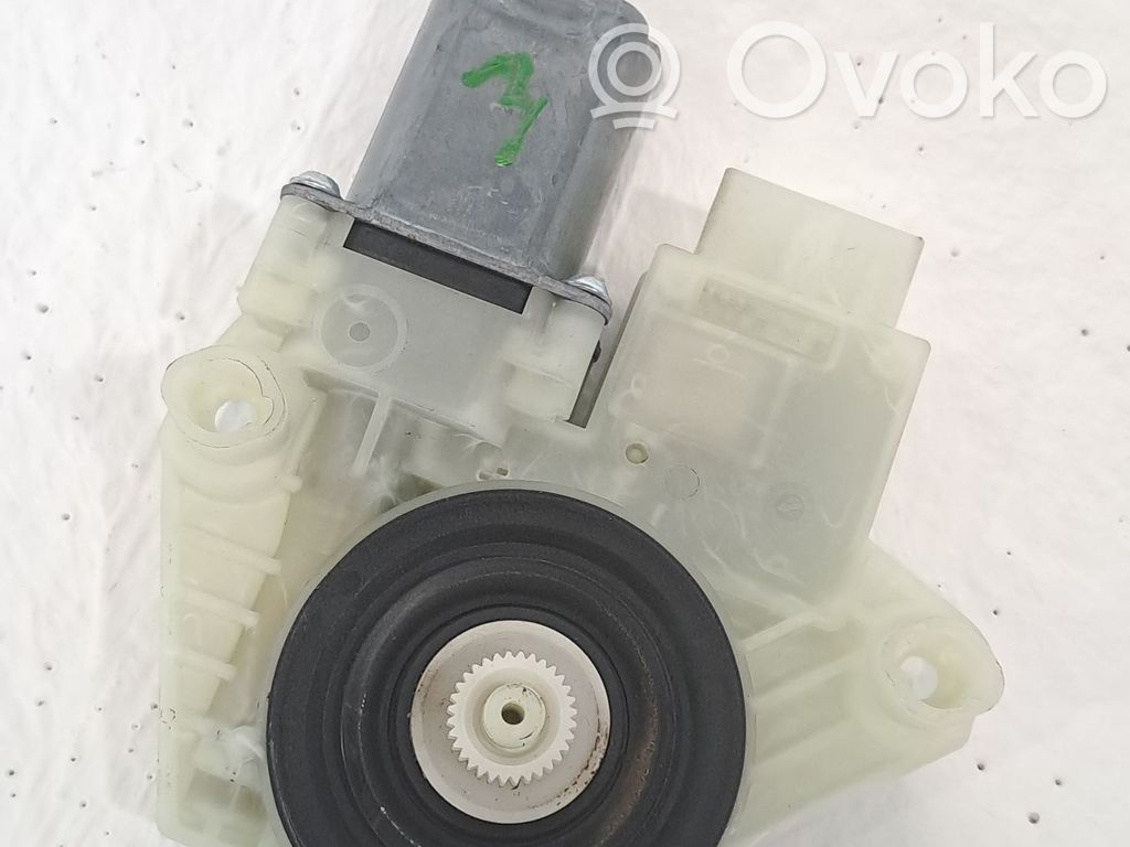 Volkswagen Golf VII Motor macara geam ușă spate 