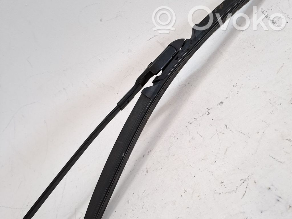 Wischerarm vorne   154674100B,105149600A
