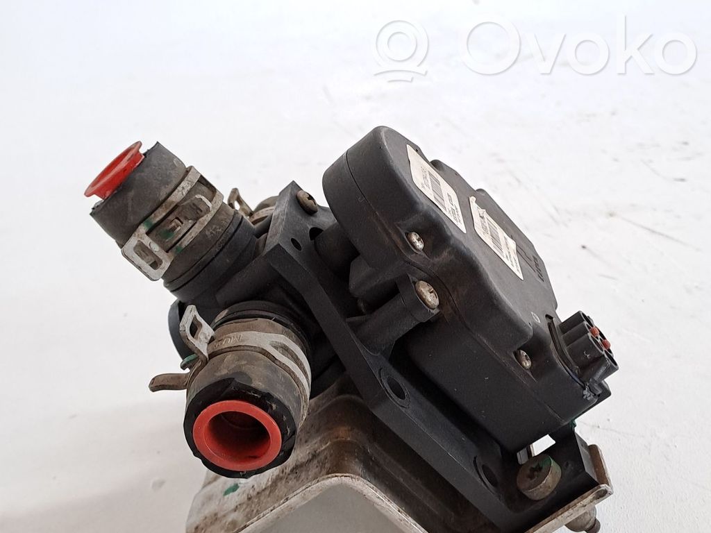 Bomba de agua   600737000F,600738400B,100614600A