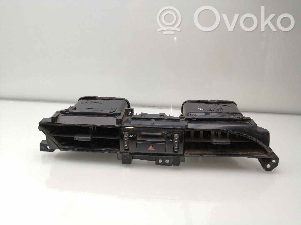 Element deski rozdzielczej   55670KK060,55686KK060