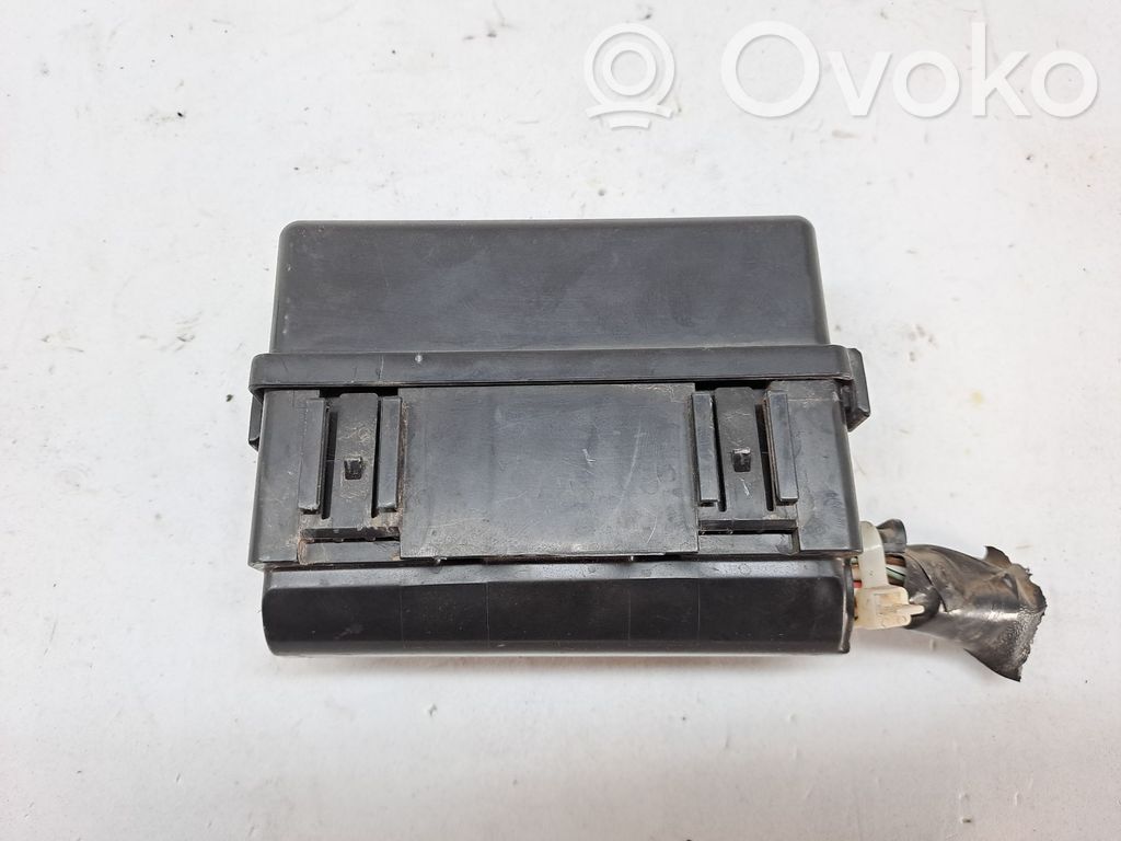 Módulo de fusible   1567002960,81404FJ673