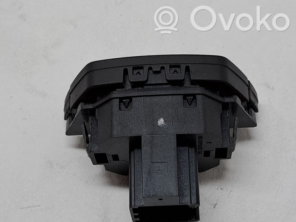 Botón interruptor de luz de peligro   AM5T13A350AA,1690881