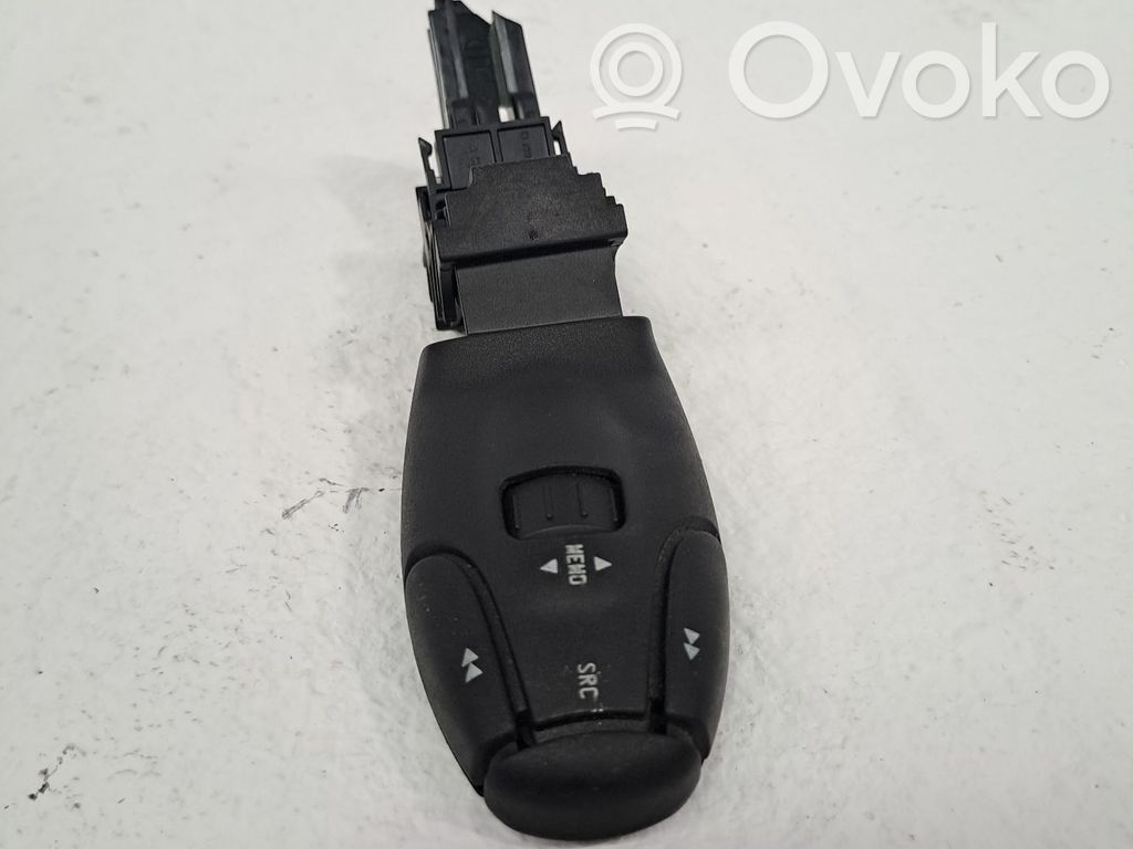 Citroen C3 Picasso Butoane/comutatoare pe volan