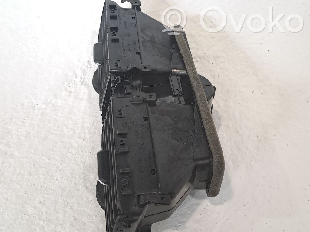 Volkswagen Golf VII Ramă grilă ventilație bord