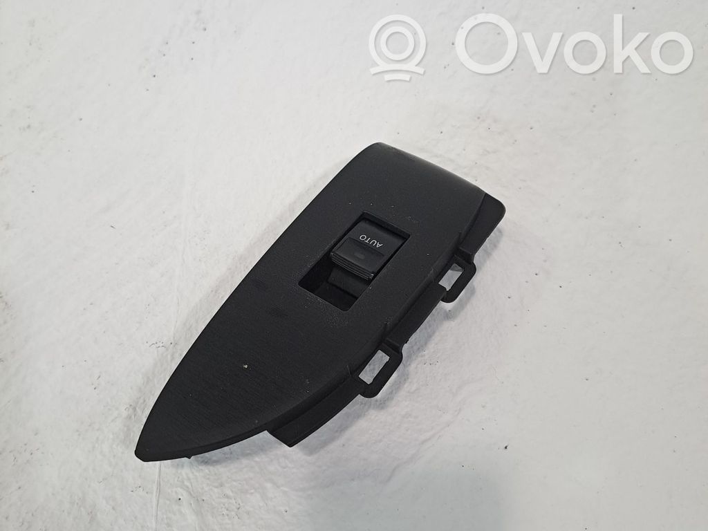 Toyota Prius (NHW20) Interruttore di controllo dell’alzacristalli elettrico 