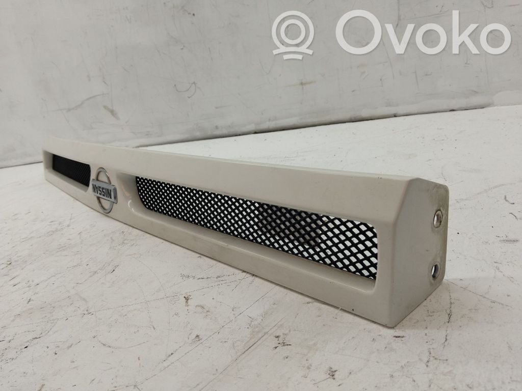Nissan Trade Atrapa chłodnicy / Grill 