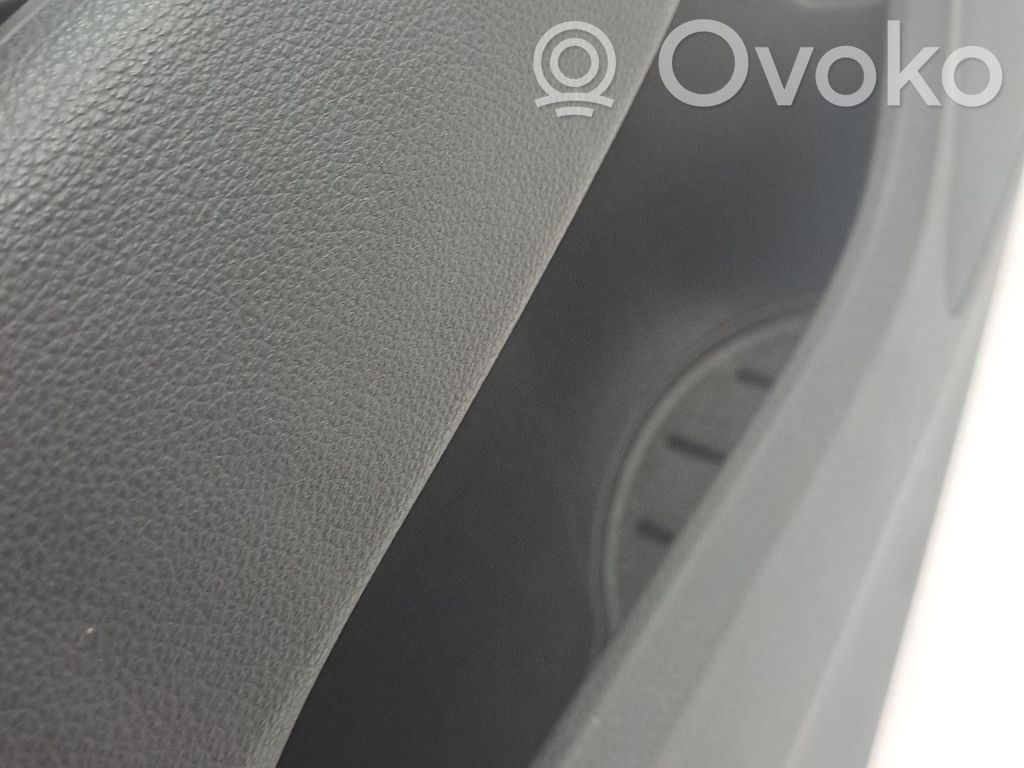 Revestimiento de puerta delantera   8V4867103ABWFA