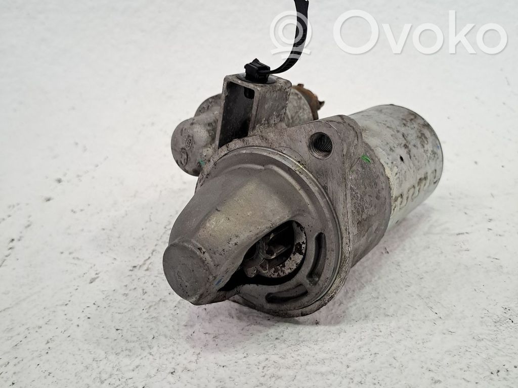 Motor de arranque   361002U800