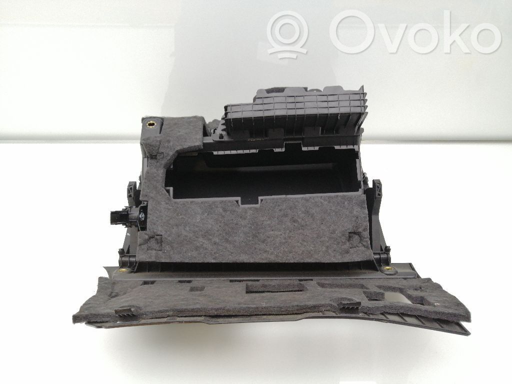 Guantera   81B8570354PK