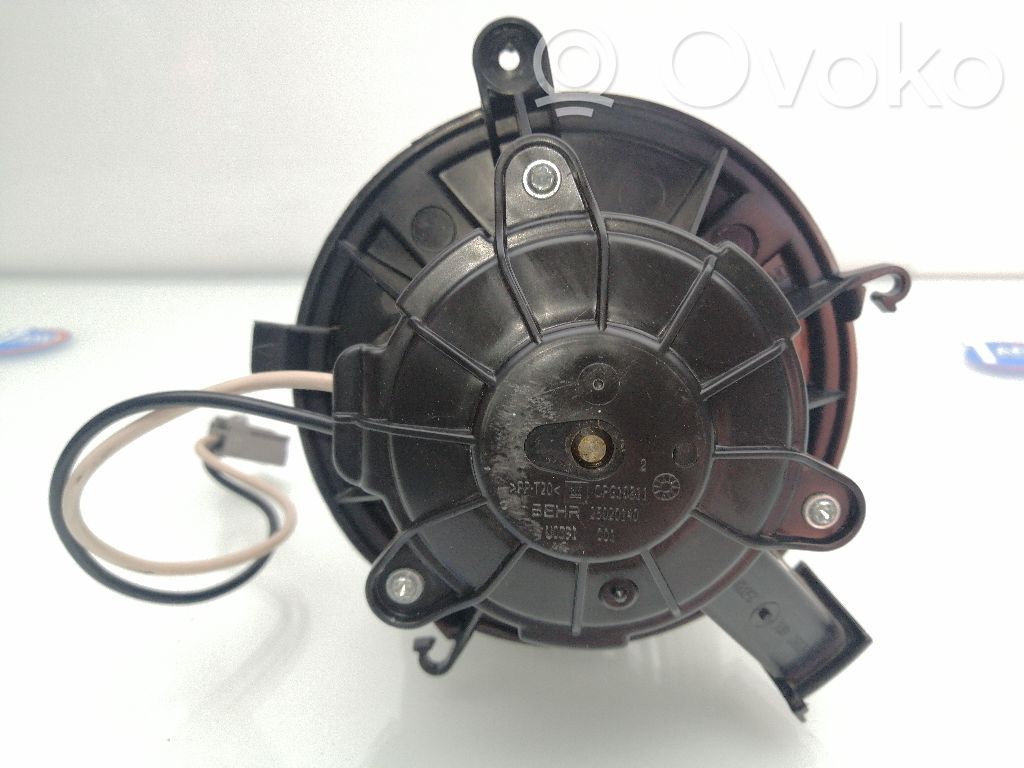 Lämmittimen puhallin   U7253002