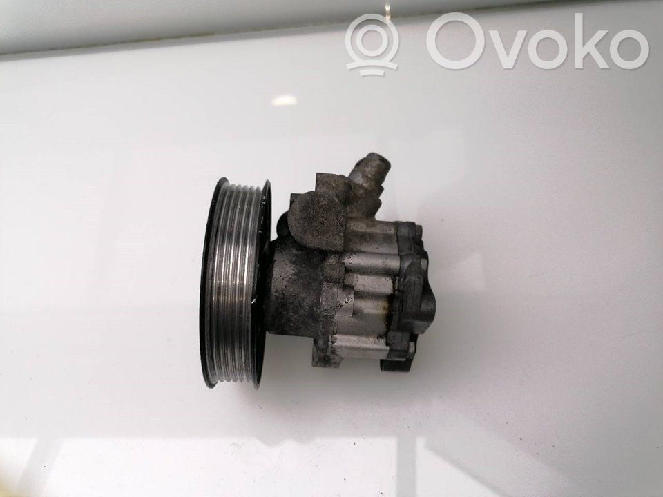 Pompe direction assistée   4F0145155E