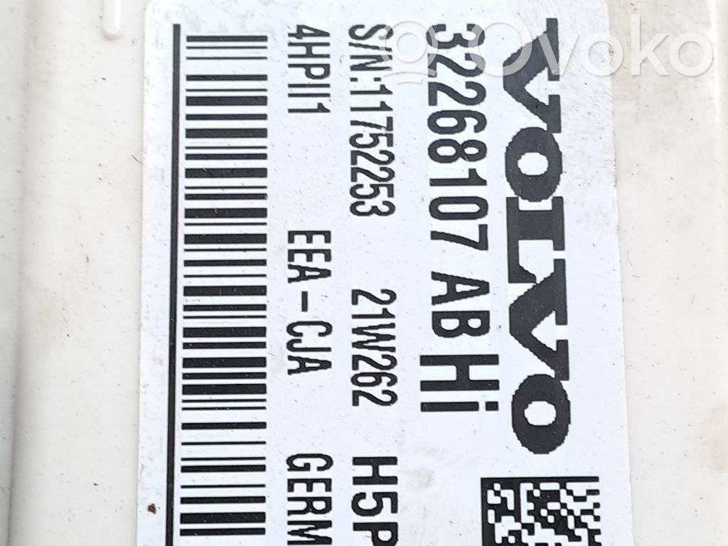 Volvo XC40 Central body control module 